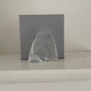 Lalique France Frosted Clear Crystal Butterfly Wing Figurine 3010010 with Box